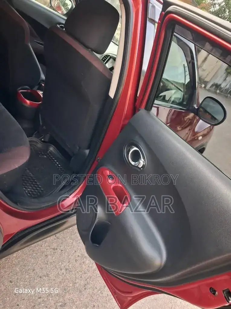 Nissan Juke 2012 Red