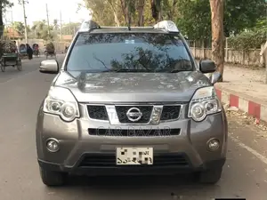 Nissan X-Trail 2.0 Petrol XE 2012 Gray