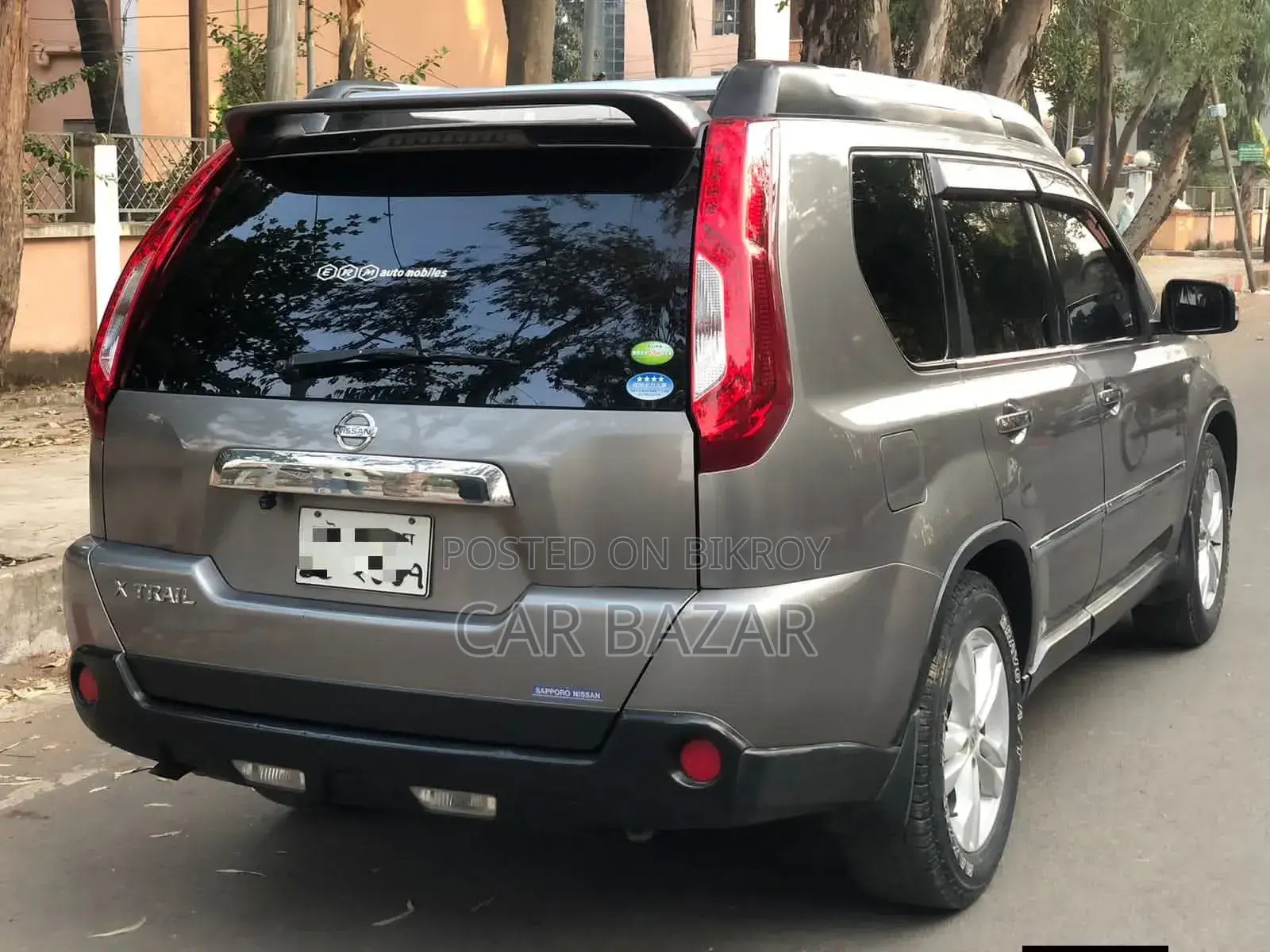Nissan X-Trail 2.0 Petrol XE 2012 Gray