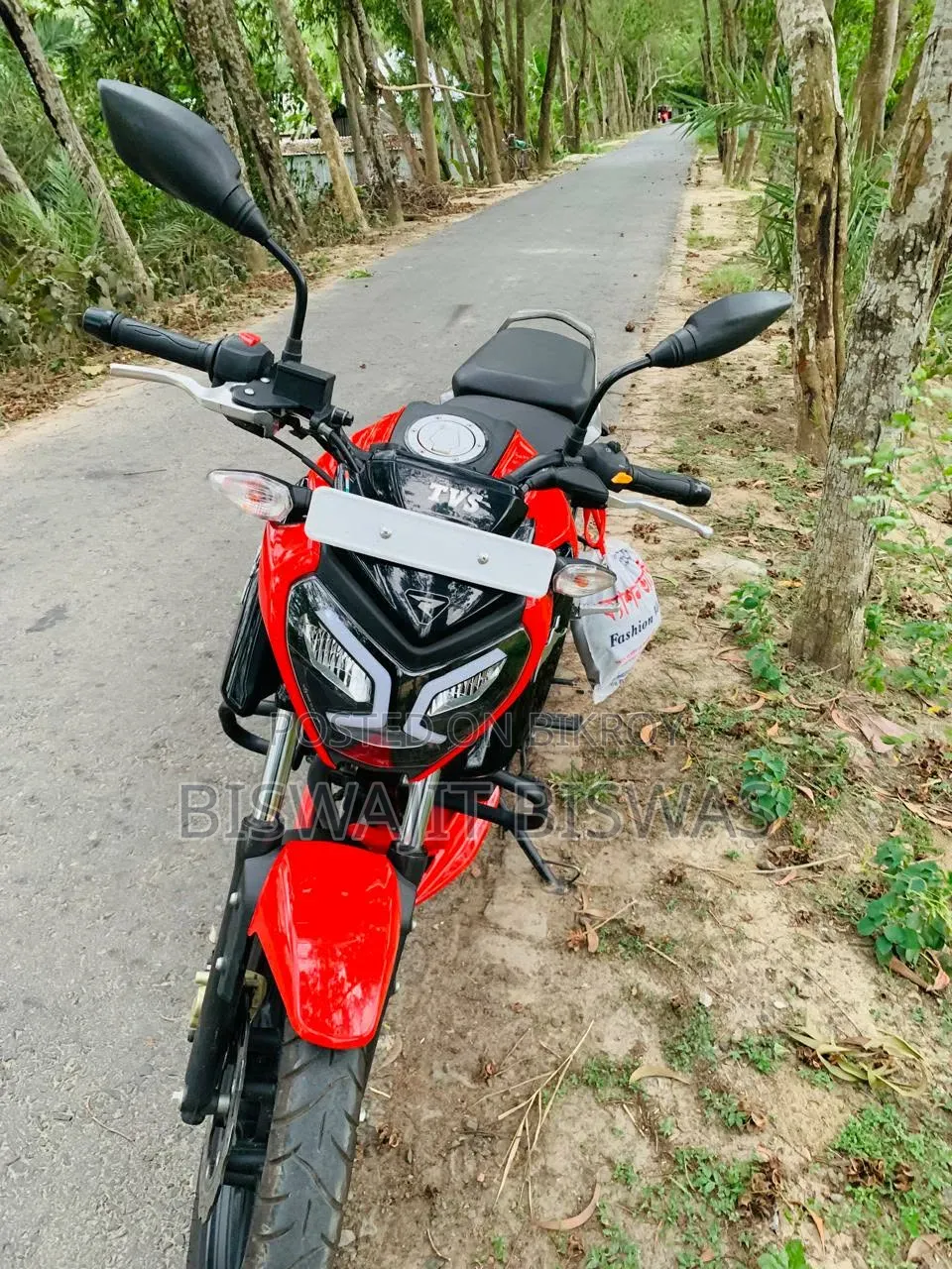 TVS Raider 125 2022 Red