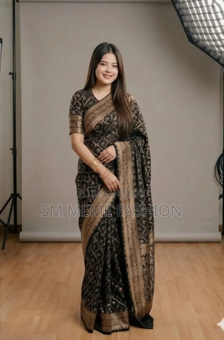 Japani Silk Sharee With Blouse Piece