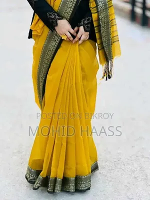 Handloom Nakshi Border Saree. 12-Haat Saree. Price: 930 Taka