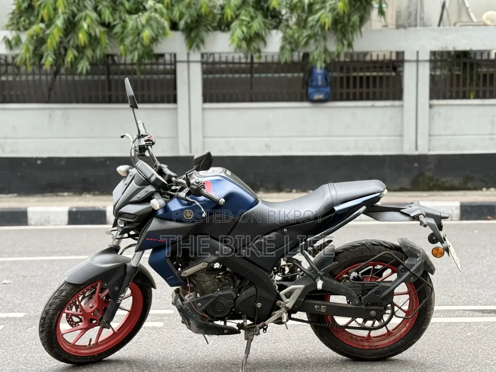 Yamaha 2022 Blue