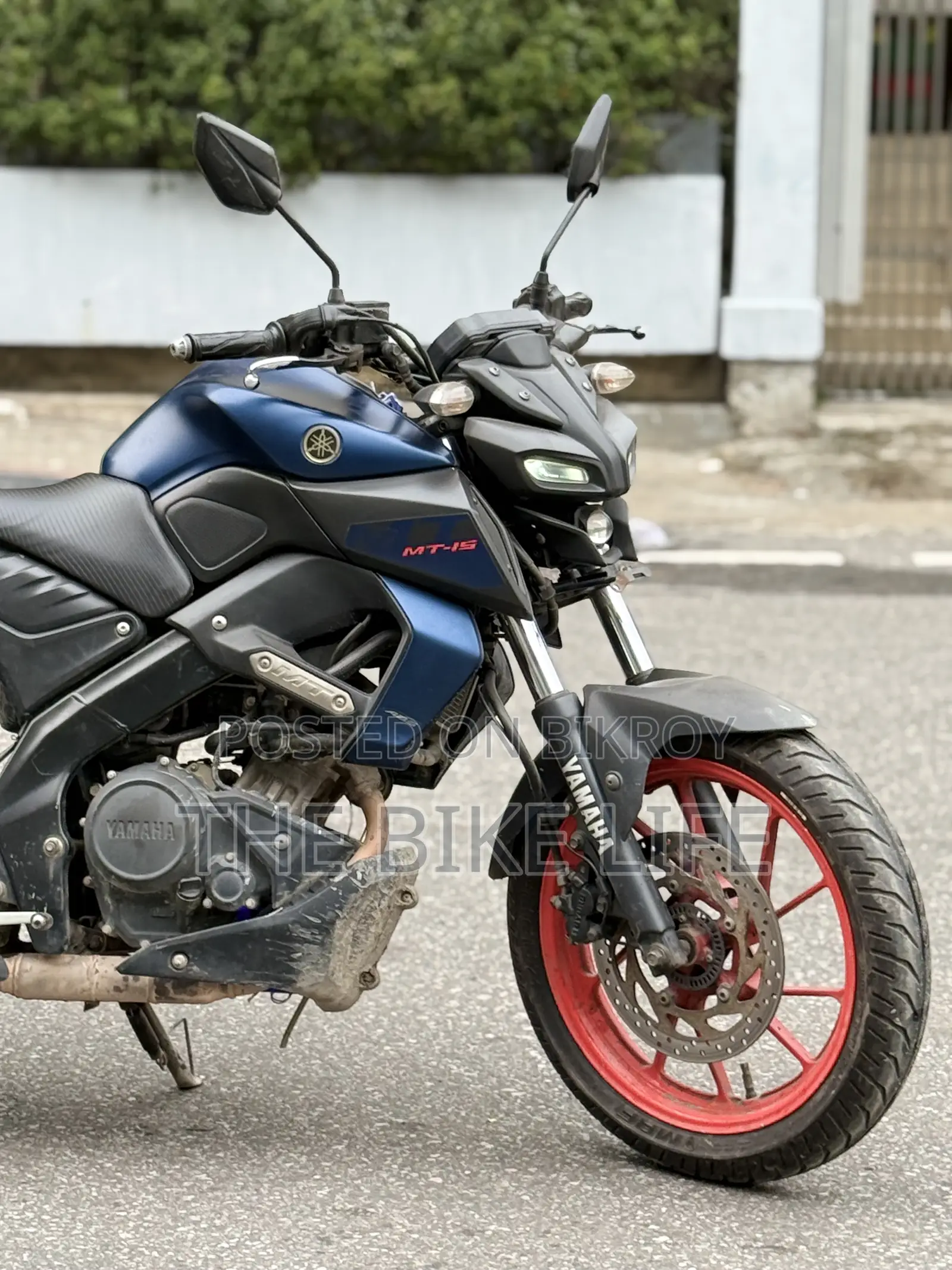 Yamaha 2022 Blue