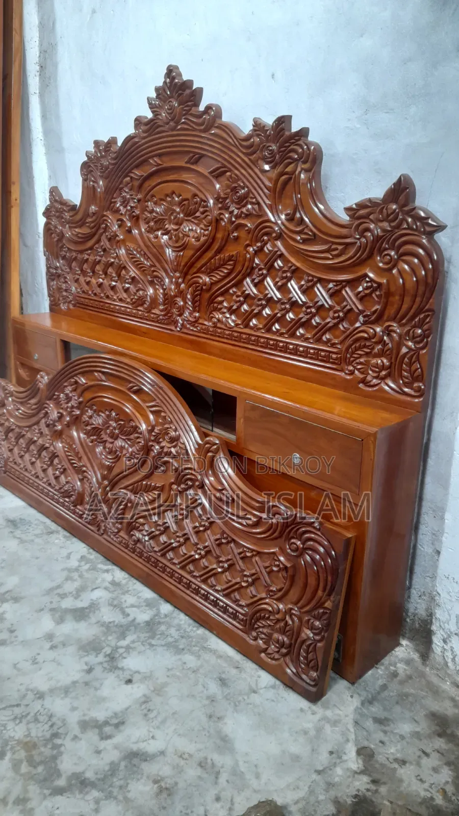 Mahogany wood full box bed