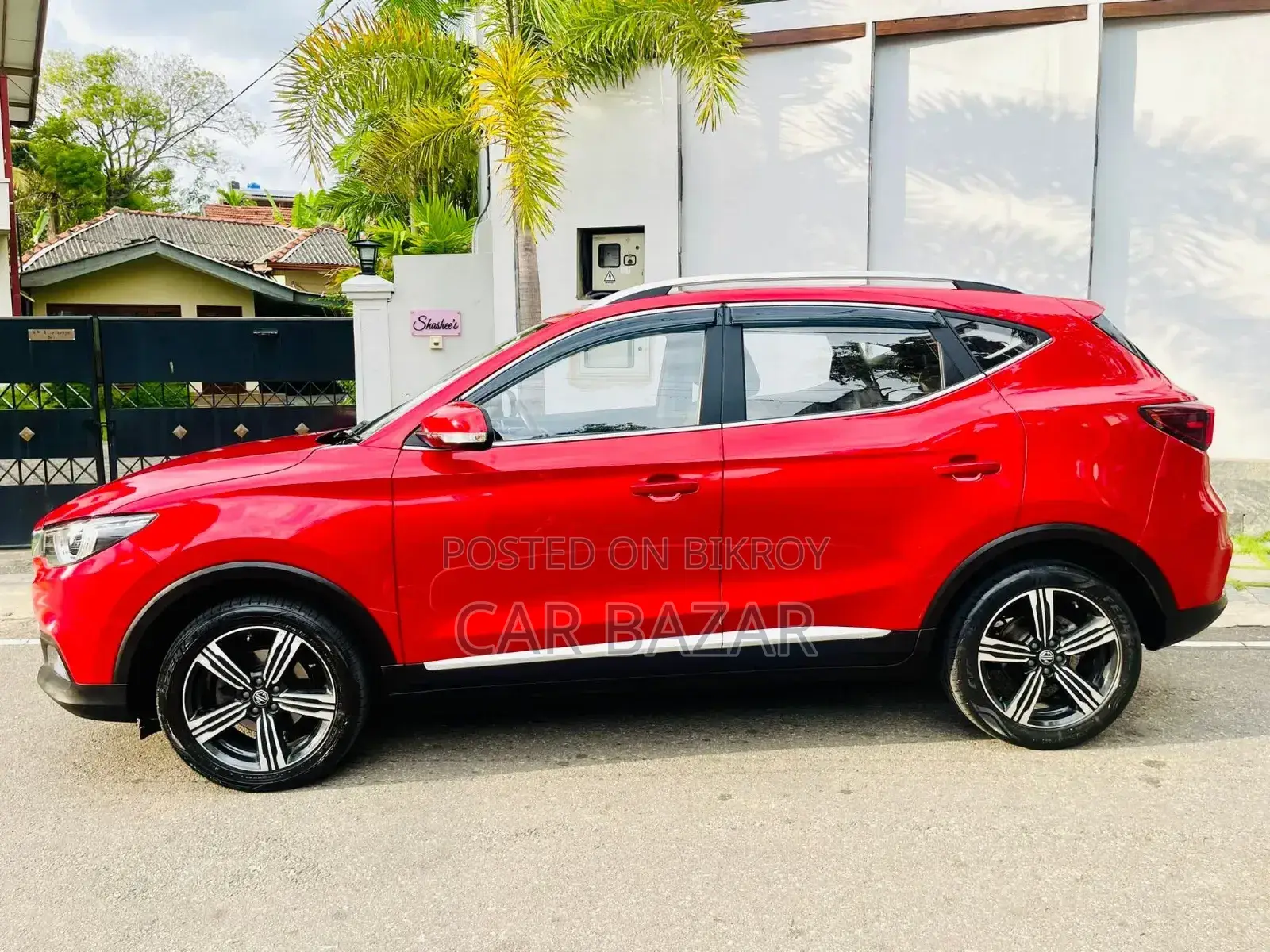 MG ZS 2019 Red