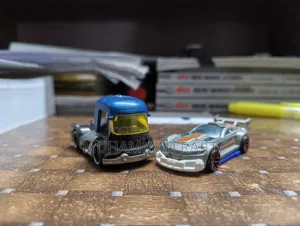 Hot-Wheels