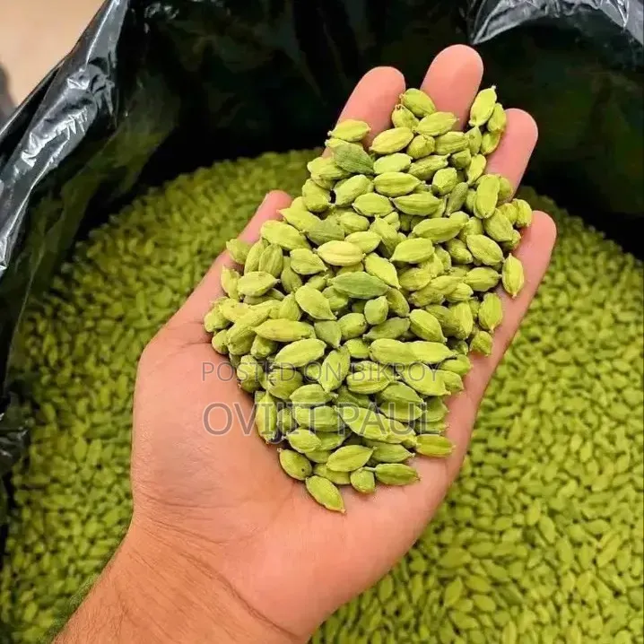 সবুজ এলাচ
