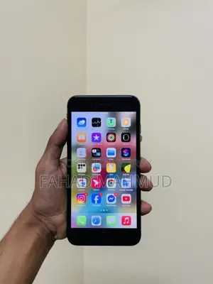 Apple iPhone 8 Plus 64 GB Black