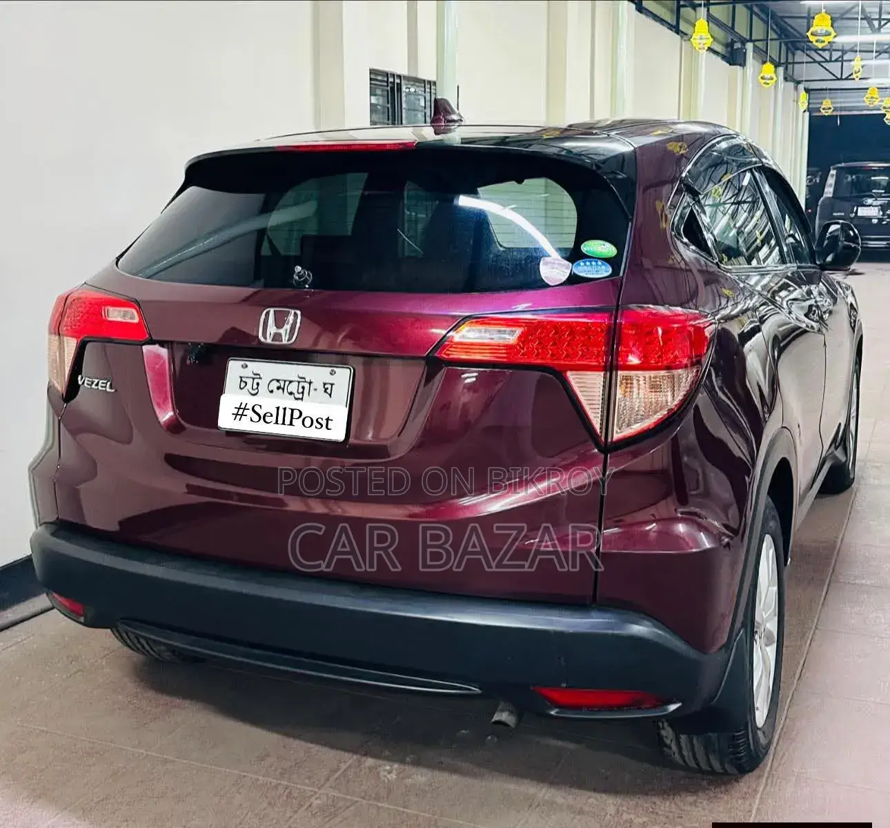 Honda Vezel 1.5 2WD 2014 Maroon