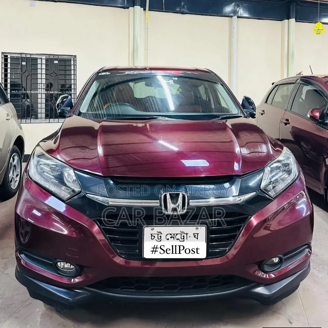 Honda Vezel 1.5 2WD 2014 Maroon