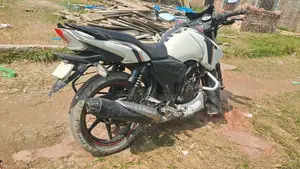 TVS Apache RTR 160 2V 2016 সবুজ