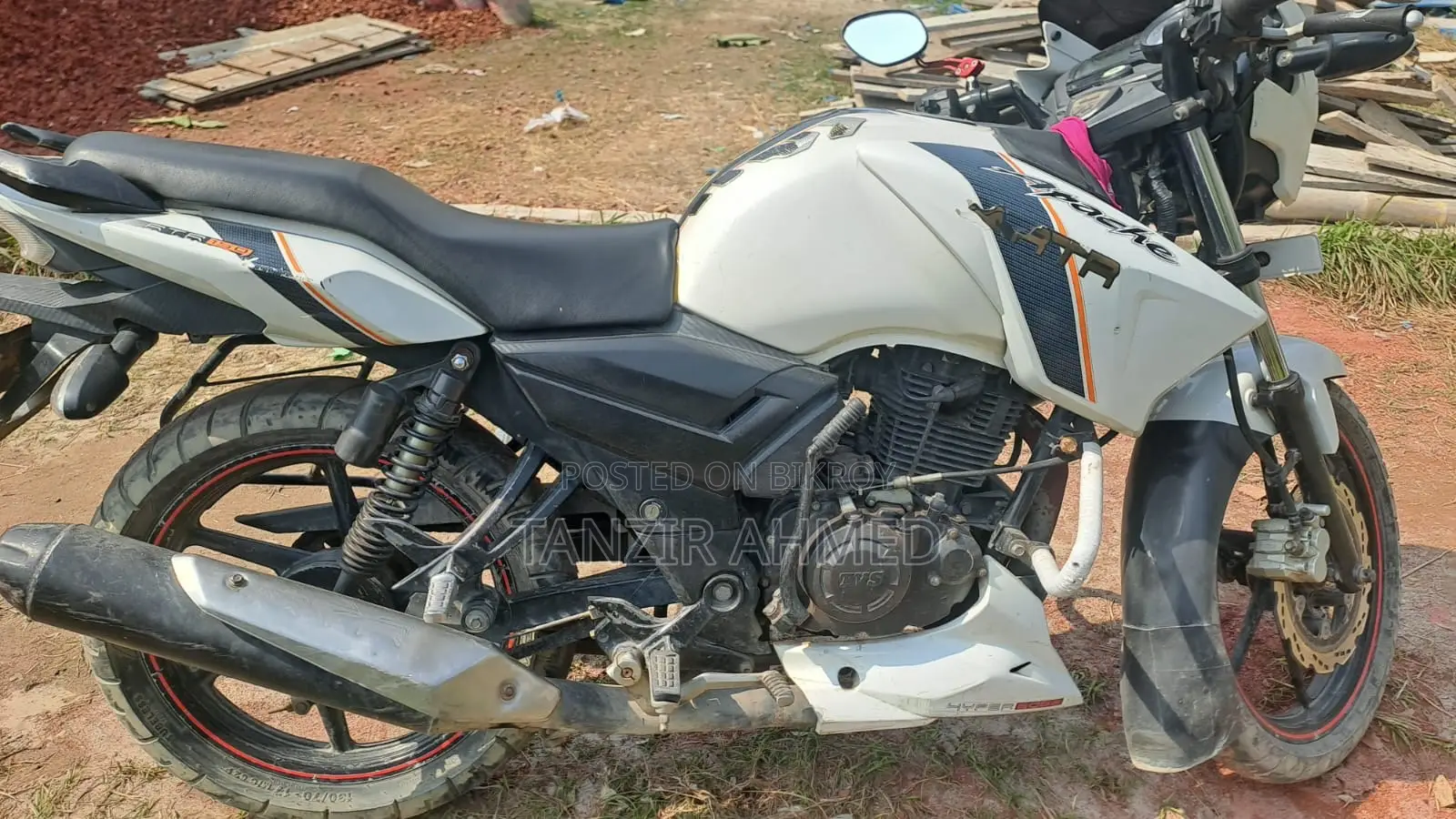 TVS Apache RTR 160 2V 2016 সবুজ
