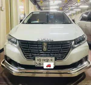 Toyota Premio 1.5 FWD 2018 Off White