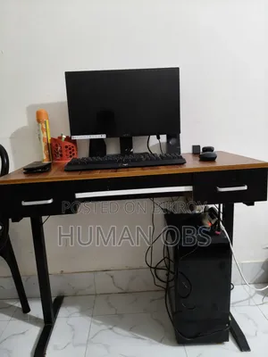 Desktop Computer MSI Model 16GB AMD Ryzen SSD 1T