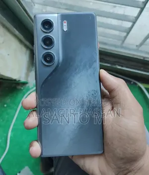 টেকনো ক্যামন ৪০ প্রো ৫জি ২৫৬ জিবি