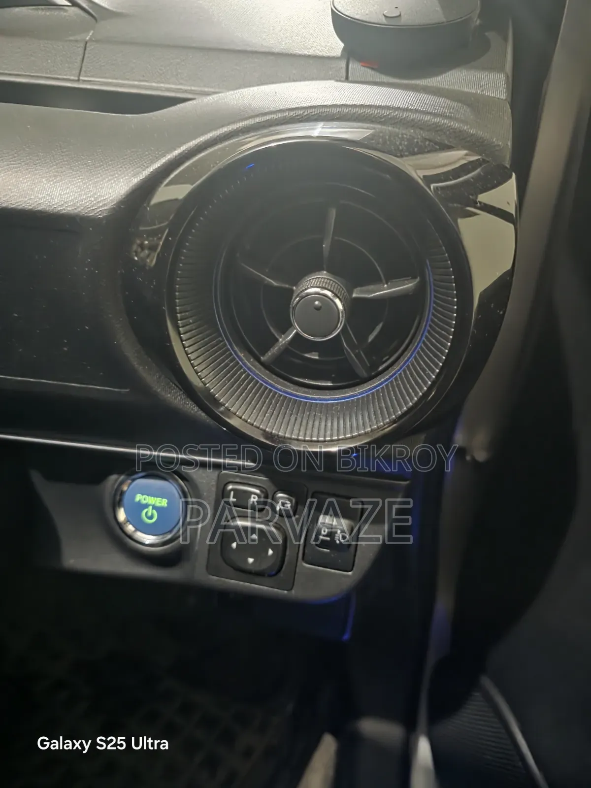 Toyota Aqua 2018 Silver