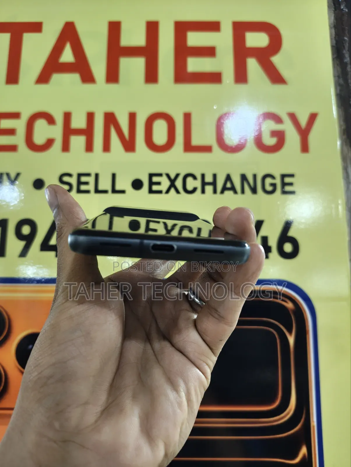 Mobile Phone 128 GB Black