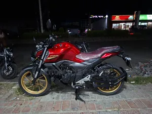 Yamaha FZ 2023 Red