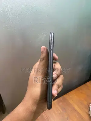 Apple iPhone 11 128 GB Black