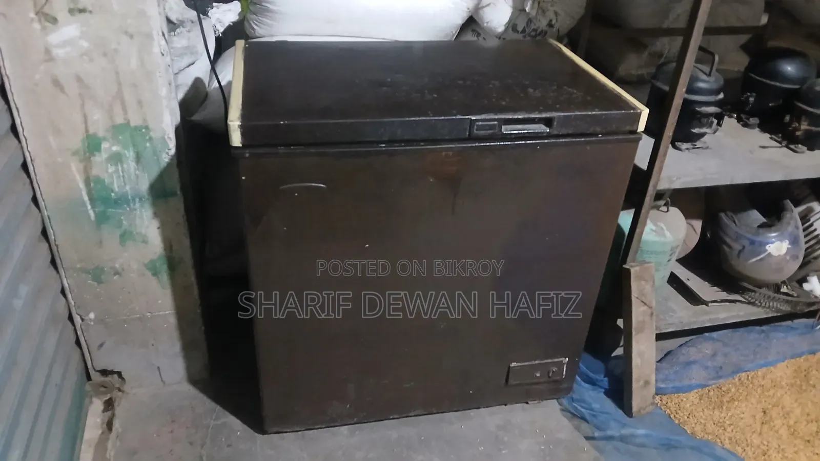 160 L Deep Fridge