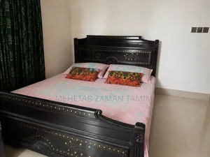 Queen Size Copper Disign 5/7 Feet Bed