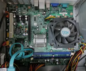 Desktop Computer Lenovo ThinkCentre 22 4GB Intel HDD 500GB
