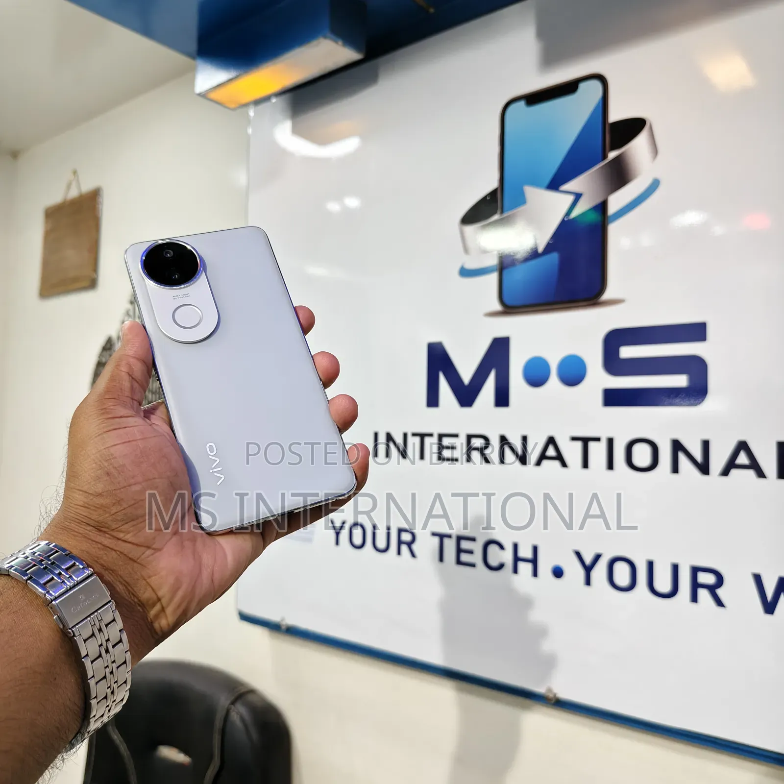 Vivo T4R 256 GB White