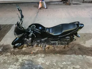 হোন্ডা ২০১৩ ব্ল্যাক