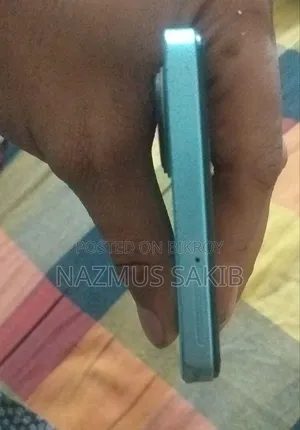Vivo Y27 128 GB Blue