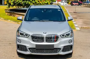 বিএমডব্লিউ এক্স১ ২০১৮ সিলভার