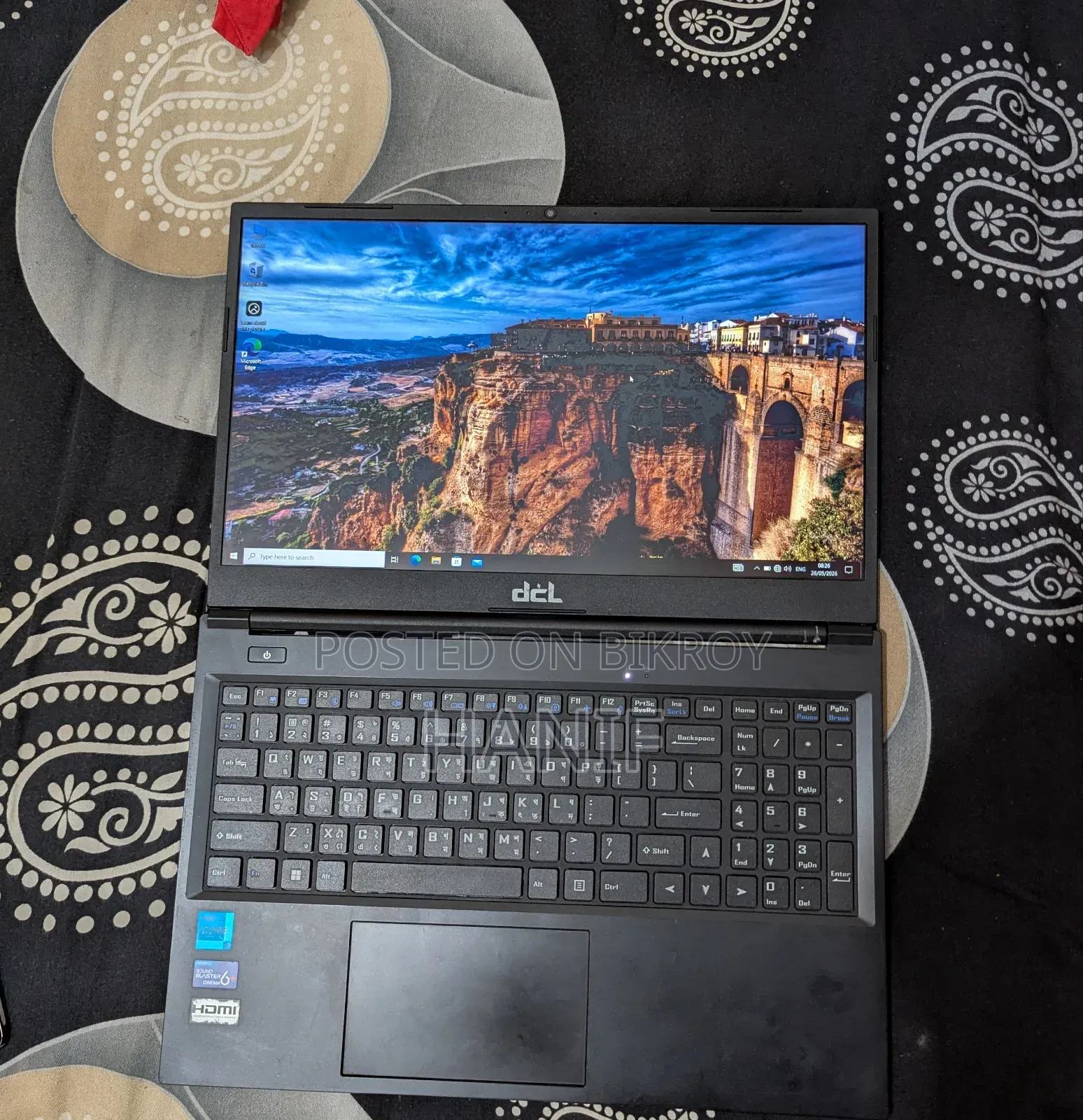 Laptop 8GB Intel Core I3 HDD+SSD 2T