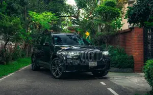 BMW X7 xDrive40i 2021 Black