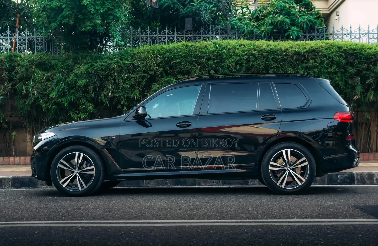 BMW X7 xDrive40i 2021 Black