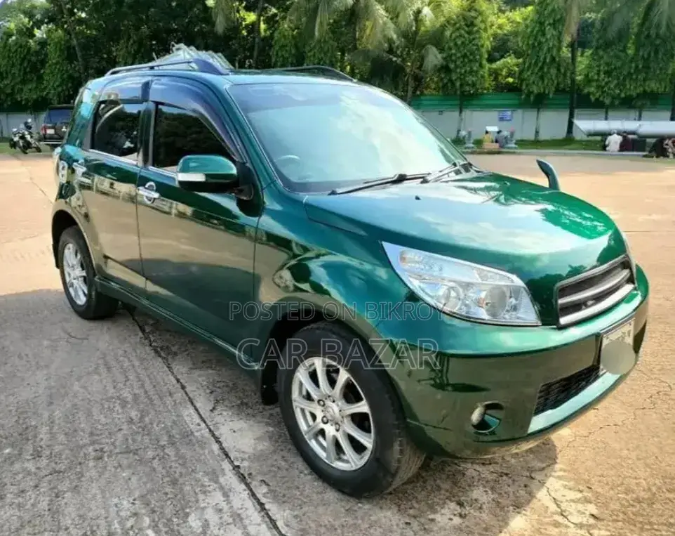 Toyota Rush 1.5 RWD 2011 Green