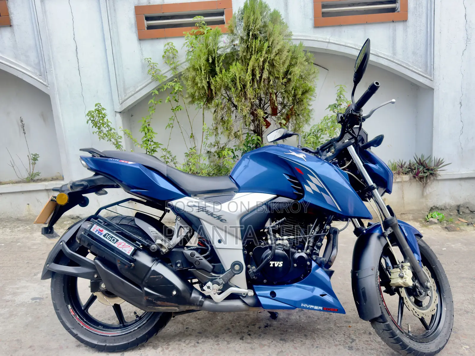 TVS Apache 160 4V 2021 Blue