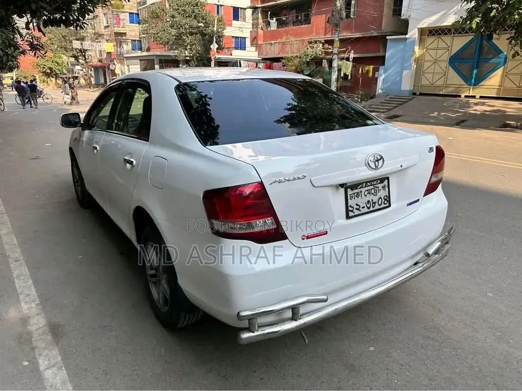 Toyota Axio 2010 White