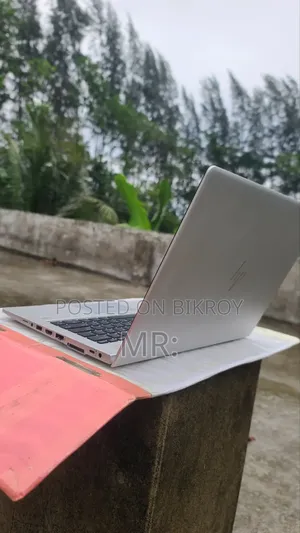 Laptop HP EliteBook 735 G5 16GB AMD Ryzen 5 HDD 250GB