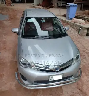 Toyota Corolla Fielder 1.5 Hybrid FWD 2014 Silver