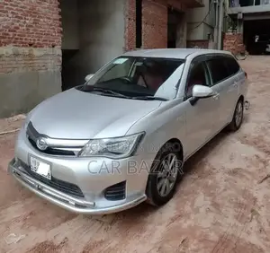 Toyota Corolla Fielder 1.5 Hybrid Front Wheel Drive 2014 Silver