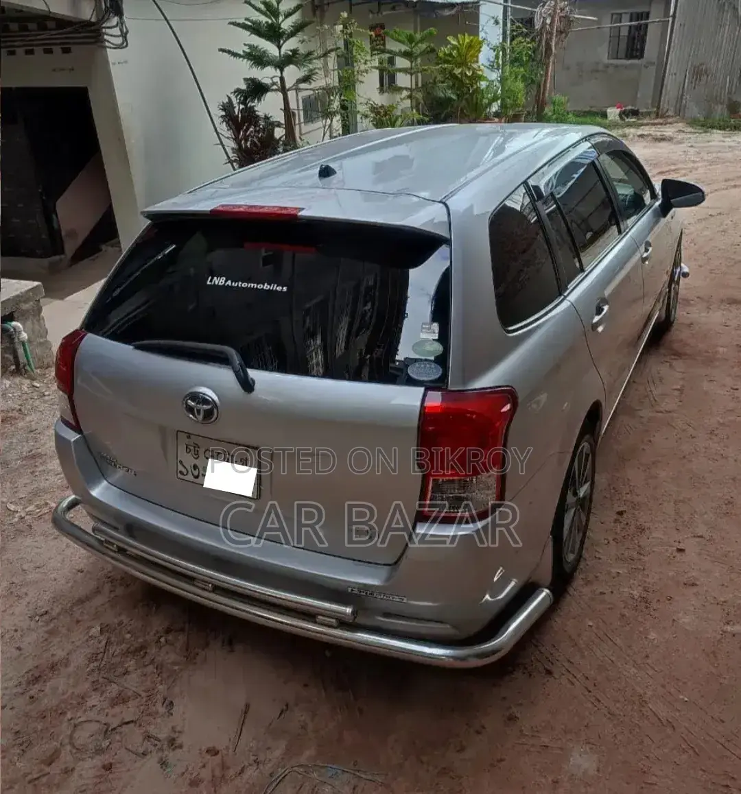 Toyota Corolla Fielder 1.5 Hybrid Front Wheel Drive 2014 Silver