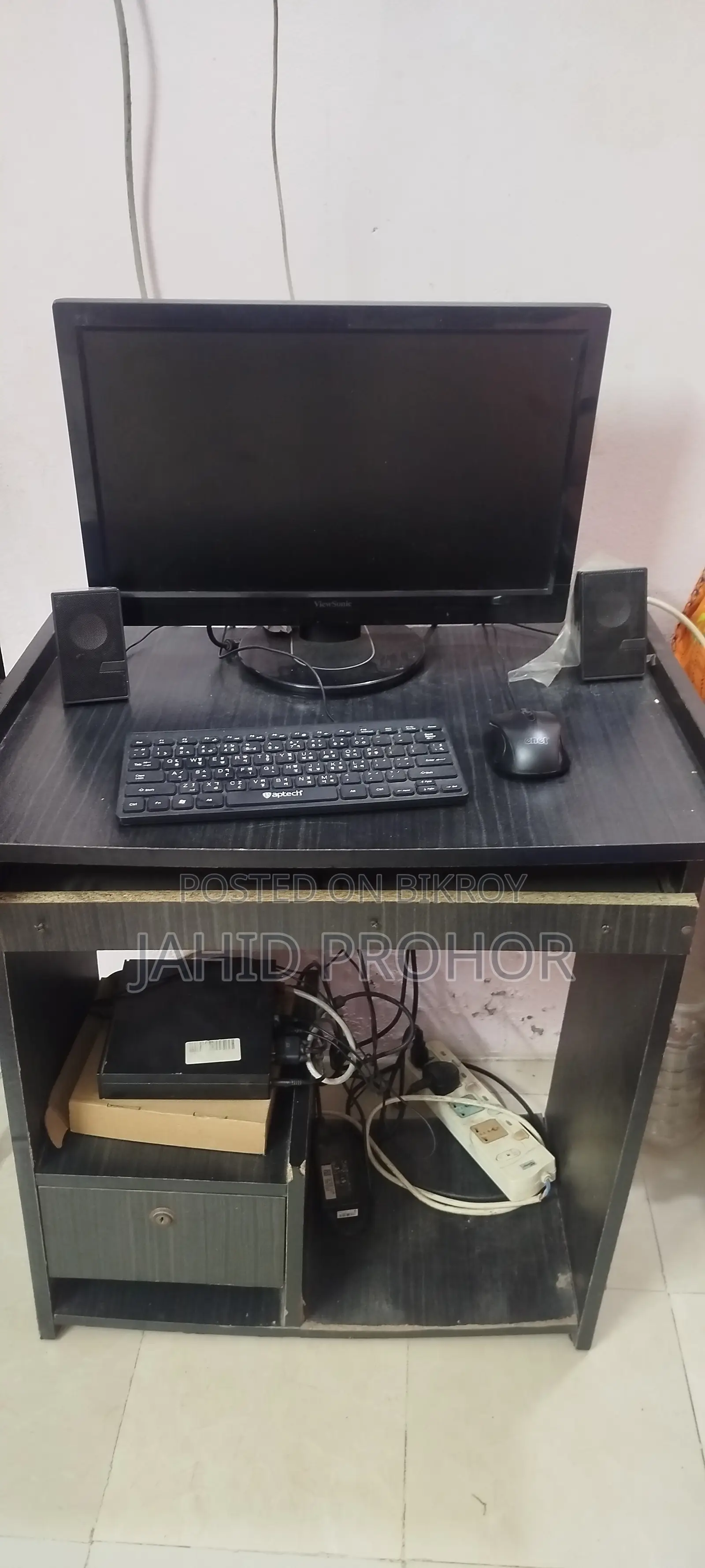 Desktop Computer Dell 8GB Intel Core I3 SSD 128GB