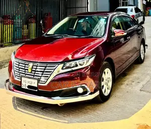 টয়োটা প্রিমিয়ো ১.৫ ফ্রন্ট হুইল ড্রাইভ ২০১৮ মেরুন