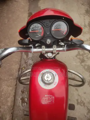 Runner AD 80S Alloy 2014 Red