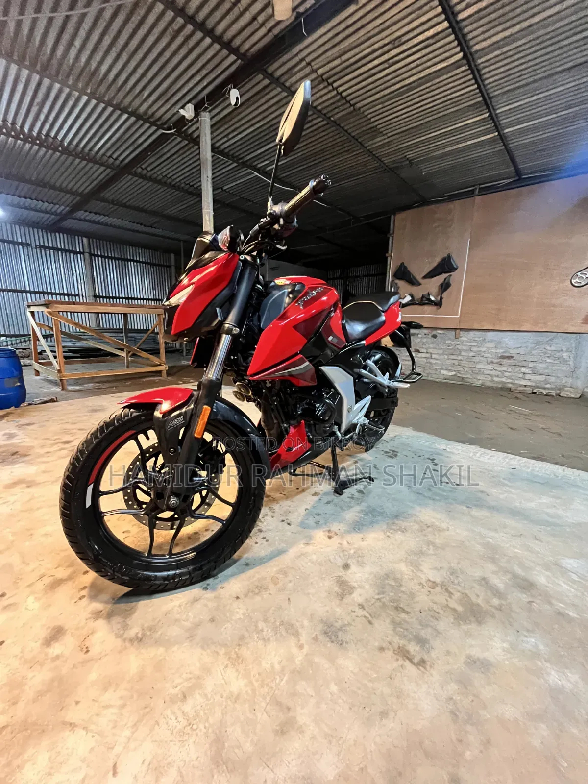 Bajaj Pulsar N160 2023 Red