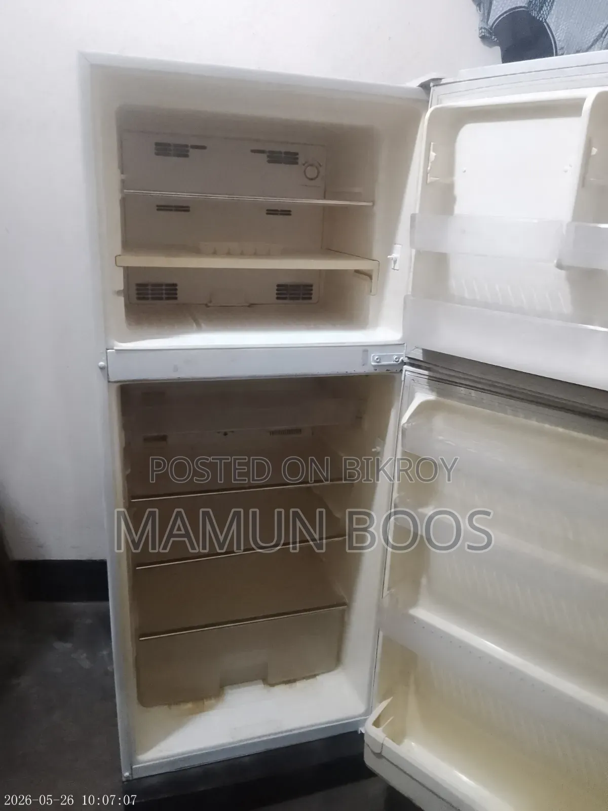 Singer Fridge