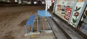 Want to sell shop decoration items