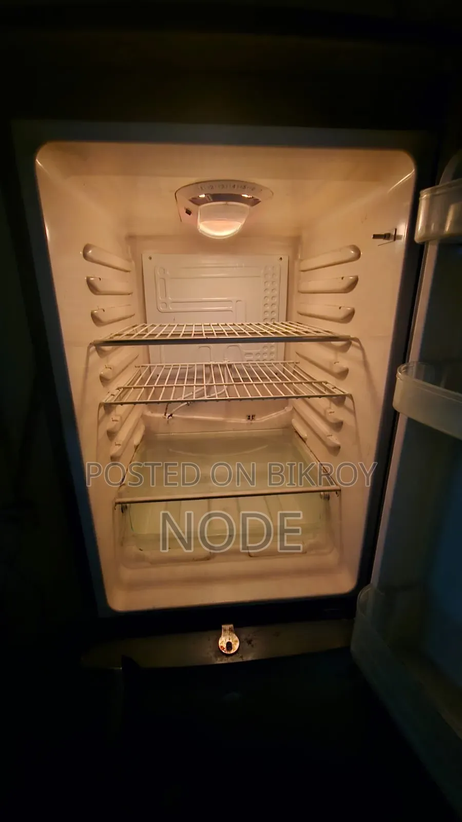 Refrigerator 100% Working Conditions