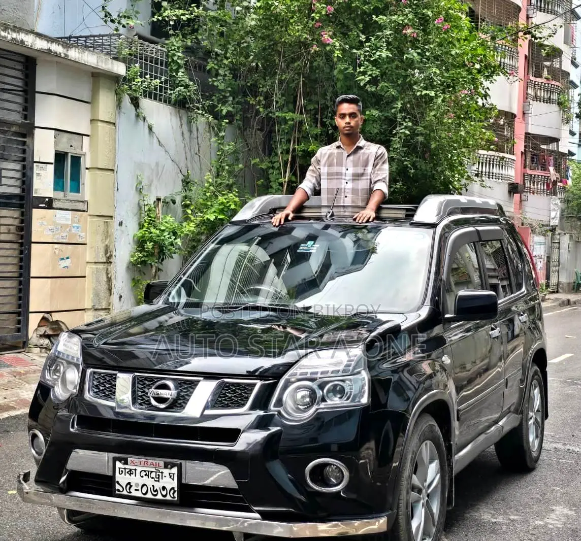 Nissan X-Trail 2011 Black