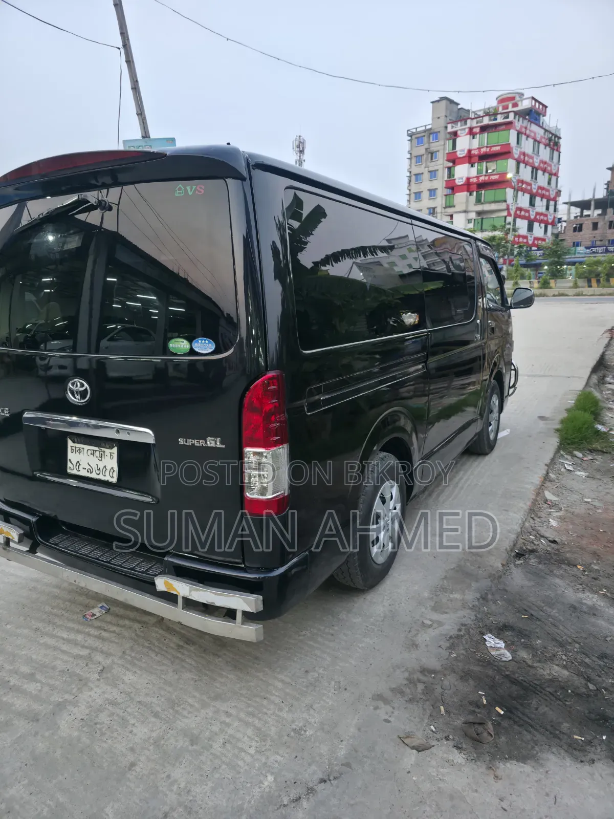 Toyota HiAce 2014 Black